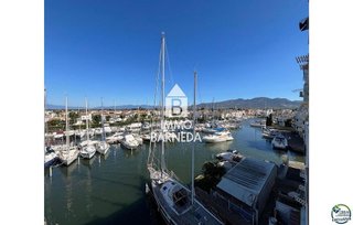 Piso en venta en Empuriabrava en Castelló d´Empúries