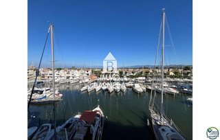 Piso en venta en Empuriabrava en Castelló d´Empúries