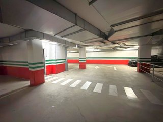 Garaje en venta en Los Castros - Castrillón - Eiris en Coruña (A)