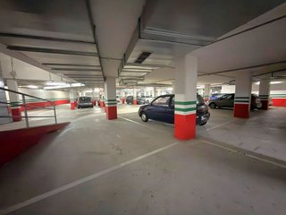 Garaje en venta en Los Castros - Castrillón - Eiris en Coruña (A)