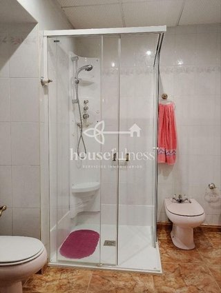 Piso en venta en Neda