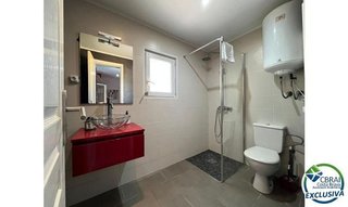 Casa pareada en venta en Empuriabrava en Castelló d´Empúries