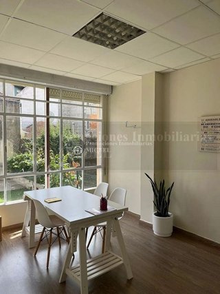 Casa adosada en venta en Verín