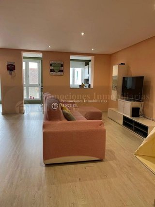 Casa adosada en venta en Verín