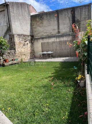 Casa adosada en venta en Verín