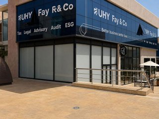 Local comercial en alquiler en La Dama de Noche-La Alzambra en Marbella