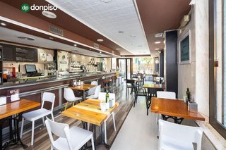 Local comercial en venta en Pajaritos - Plaza de Toros en Granada