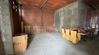 Local comercial en venta en La Chantría - La Lastra en León