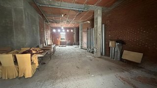 Local comercial en venta en La Chantría - La Lastra en León