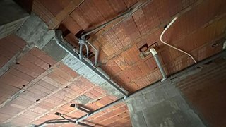 Local comercial en venta en La Chantría - La Lastra en León