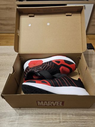 Zapatillas Adidas Marvel Spiderman Talla X