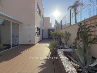 Chalet en venta en San Miguel de Salinas