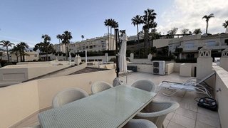 Casa adosada en alquiler en Rodeo Alto-Guadaiza-La Campana en Marbella