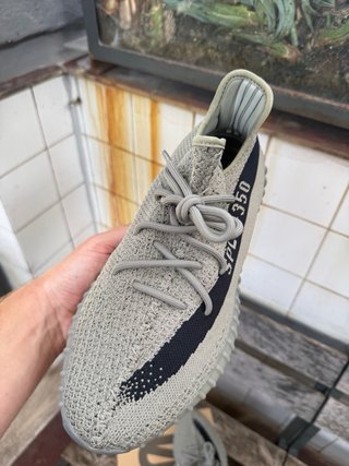 Adidas Yeezy Boost 350 V2
