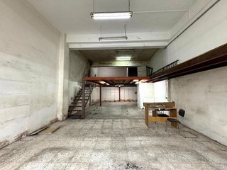 Local comercial en alquiler en Inmobiliaria - Barreda en Torrelavega