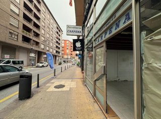 Local comercial en alquiler en Inmobiliaria - Barreda en Torrelavega
