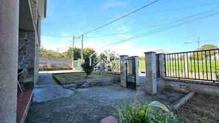 Chalet en venta en Ares
