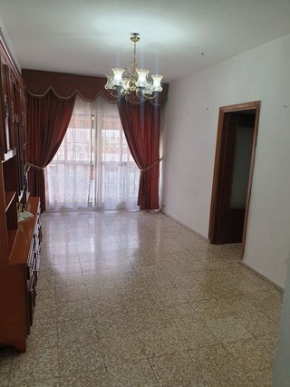Piso en venta en Santa Rosa - Valdeolleros en Córdoba