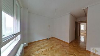 Piso en venta en Pueblo Nuevo en Madrid