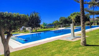 Piso en venta en Playamar en Torremolinos