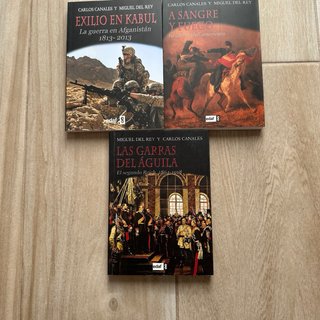 Lote 3 libros Historia bélica y militar