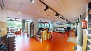 Local comercial en venta en El Parc i la Llacuna del Poblenou en Barcelona