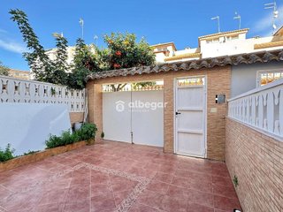 Casa adosada en venta en Alfafar