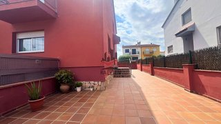 Casa adosada en venta en Vilafant