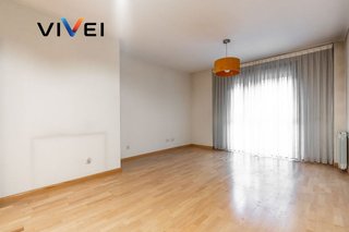 Piso en venta en Palos de Moguer en Madrid