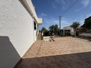 Chalet en venta en Urbanizaciones en Llíria