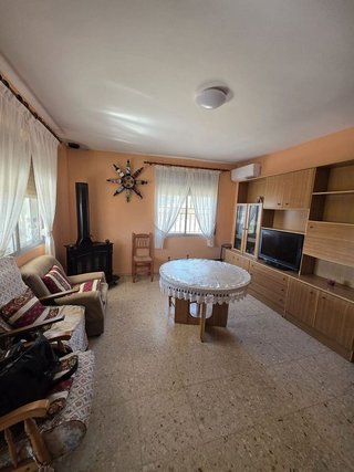 Chalet en venta en Urbanizaciones en Llíria