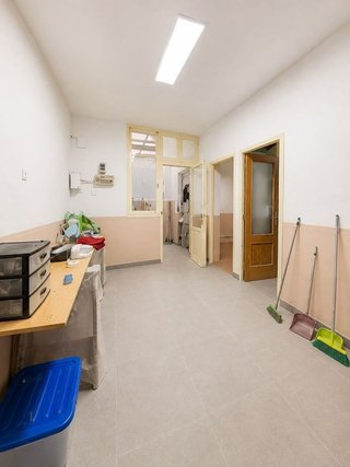 Local comercial en venta en Carolinas Bajas en Alicante