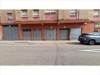 Garaje en venta en L'Alquenència en Alzira