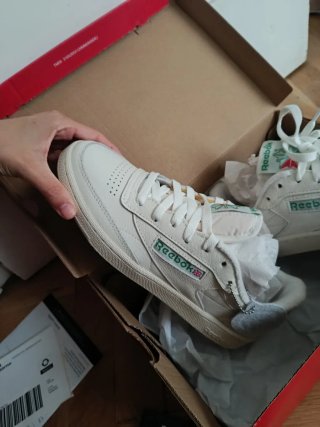 Reebok Club C 85 Vintage Mujer Beige/Blanco