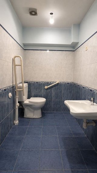 Local comercial en venta en Santa Eugènia en Girona