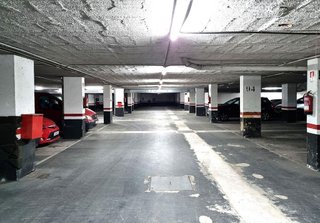 Garaje en venta en Acacias en Madrid