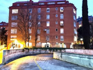 Garaje en venta en Acacias en Madrid