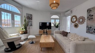 Chalet en venta en La Siesta - El Salado - Torreta en Torrevieja