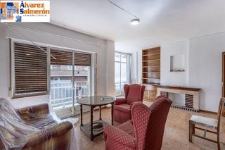 Piso en venta en Pajaritos - Plaza de Toros en Granada