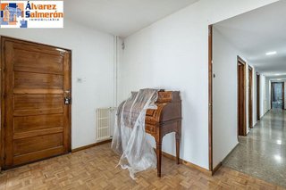 Piso en venta en Pajaritos - Plaza de Toros en Granada