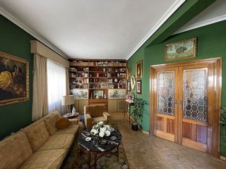 Piso en venta en Los Remedios en Sevilla