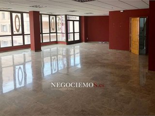 Local comercial en alquiler en Parque de la Bombilla-Pla de Rascanya en Llíria