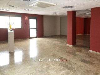Local comercial en alquiler en Parque de la Bombilla-Pla de Rascanya en Llíria