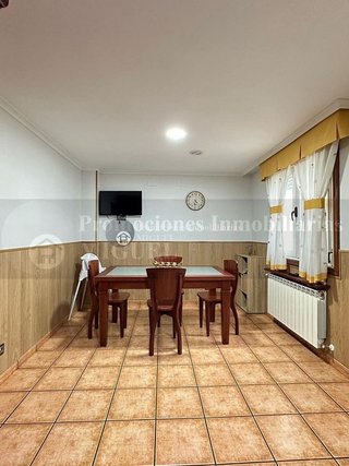 Casa en venta en Verín