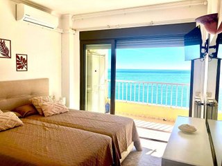 Piso en venta en Playa de la Fontanilla en Marbella