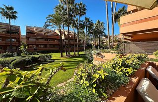 Piso en venta en Puerto Banús en Marbella