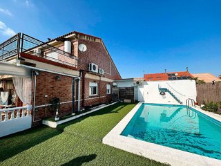 Chalet en venta en Puebla de Alfindén (La)