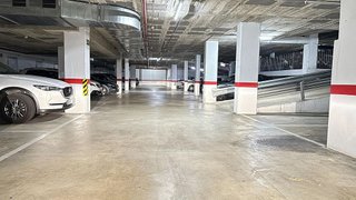 Garaje en venta en Les Planes en Sant Joan Despí