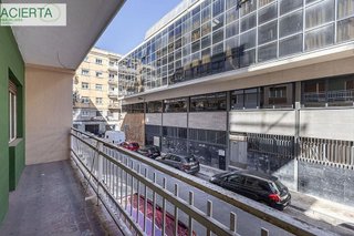 Piso en venta en Pajaritos - Plaza de Toros en Granada