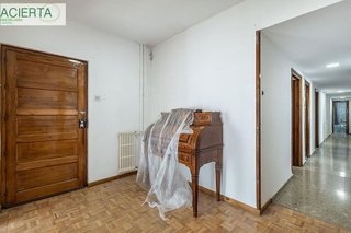 Piso en venta en Pajaritos - Plaza de Toros en Granada